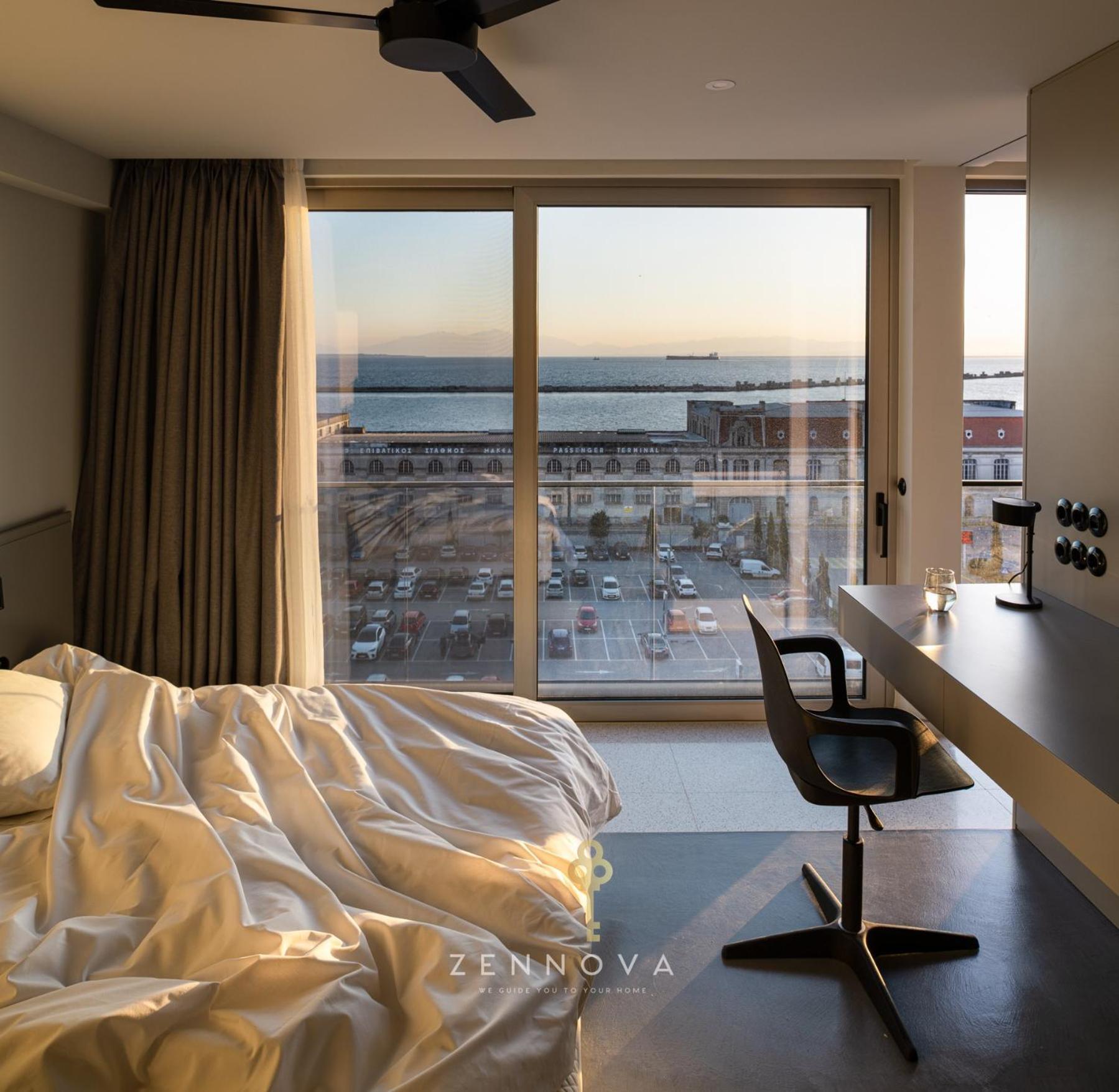 Nero Luxury Suites By Zennova Thessaloniki Exterior foto